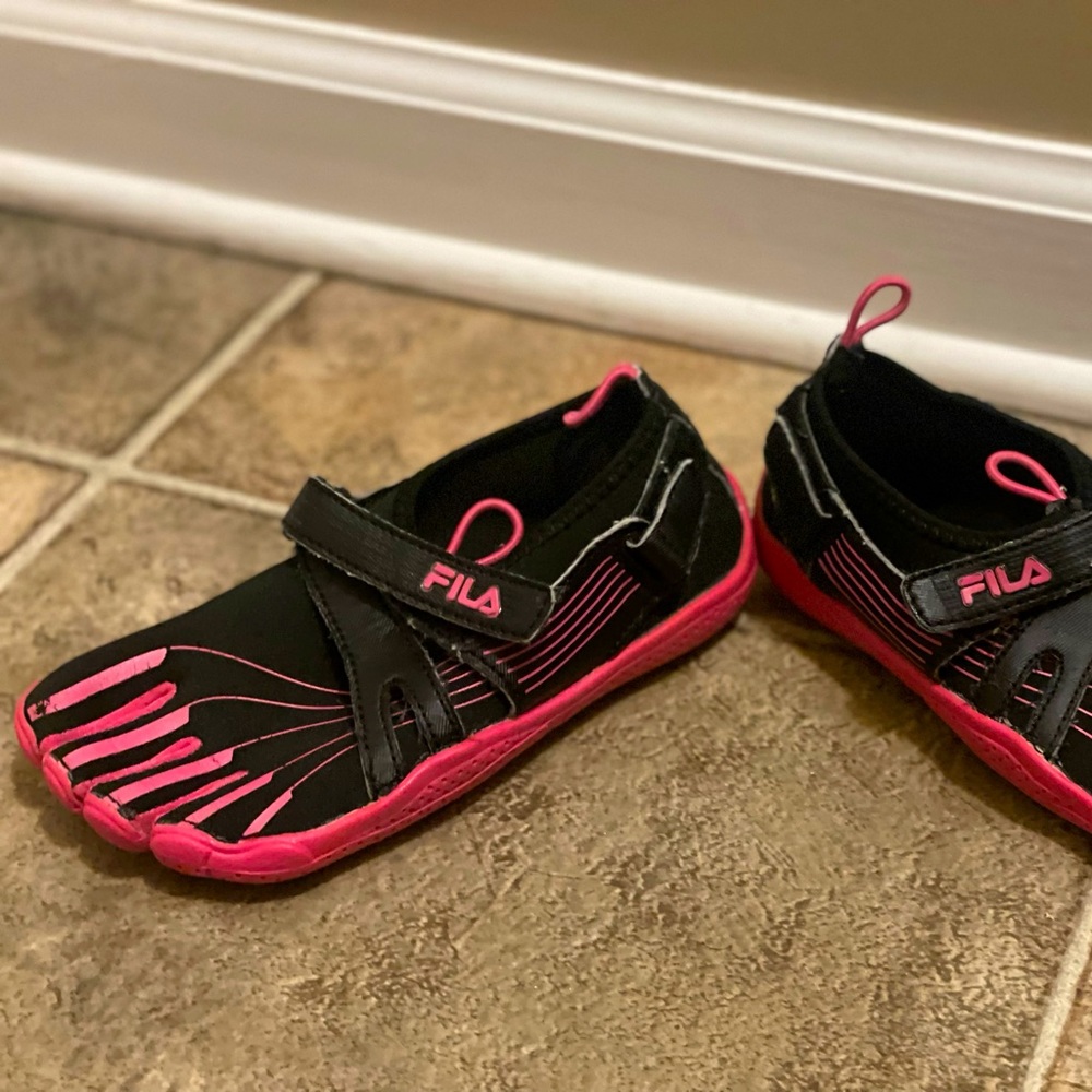 Kids water shoes